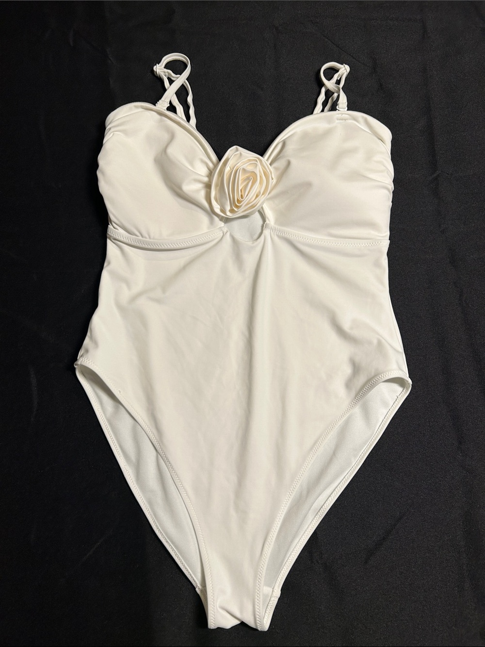Amazon Cream Bodysuit with Center Rose Detail